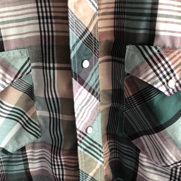 American hero men’s plaid pearl snap short sleeve shirt - Picture 3 of 7